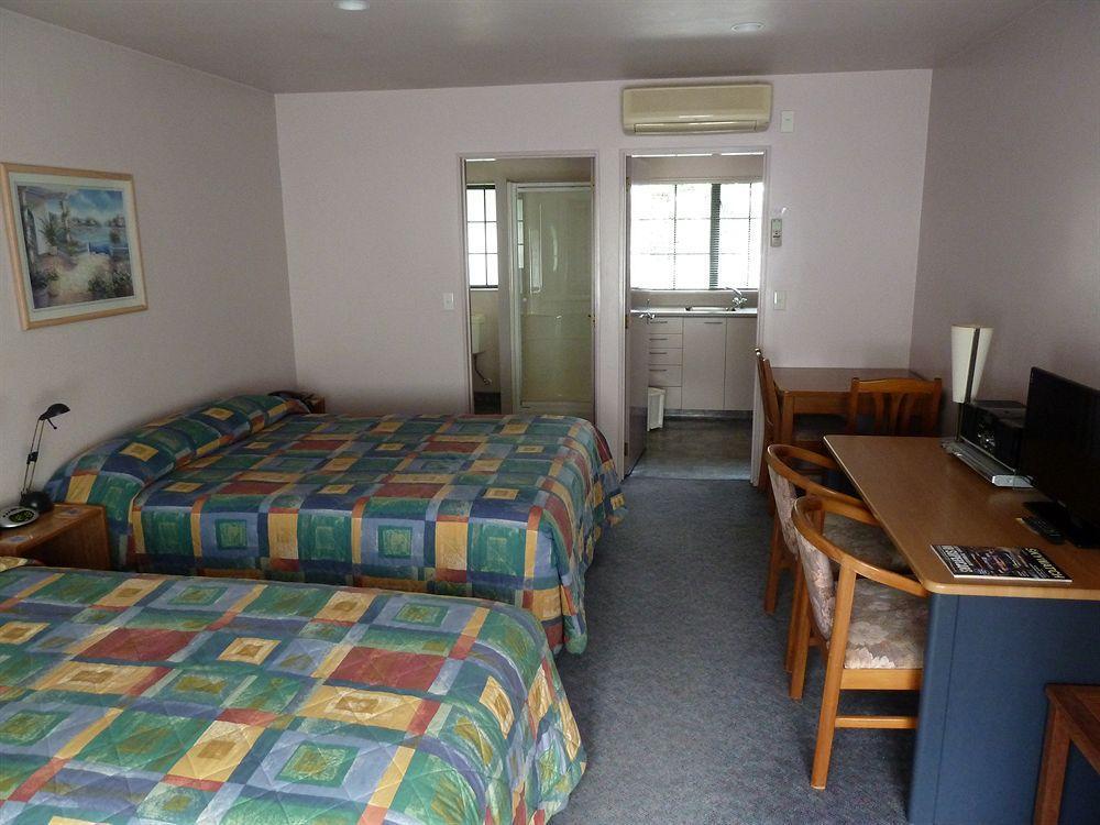 Tudor Lodge Motel Nelson Eksteriør bilde