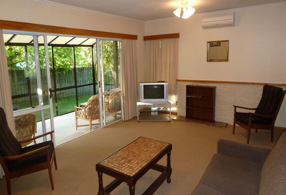 Tudor Lodge Motel Nelson Eksteriør bilde