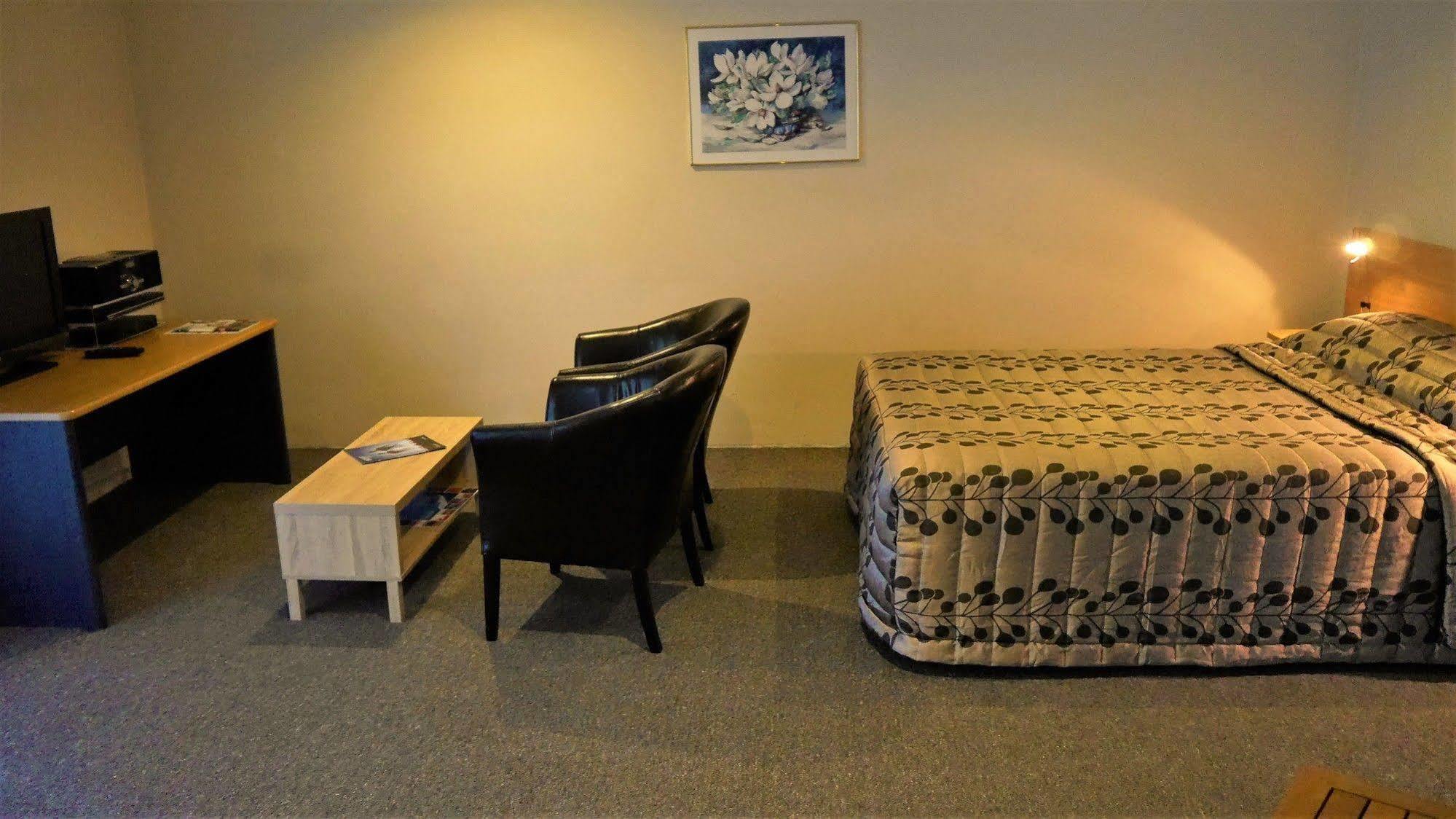 Tudor Lodge Motel Nelson Eksteriør bilde