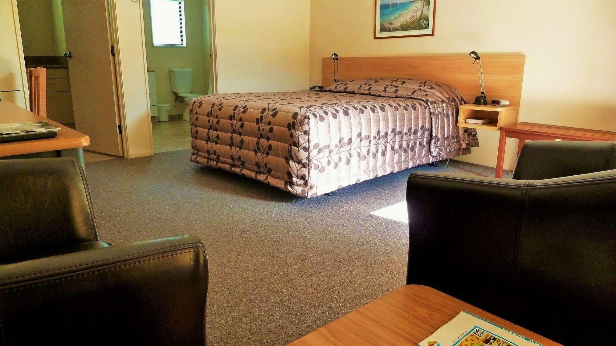 Tudor Lodge Motel Nelson Eksteriør bilde