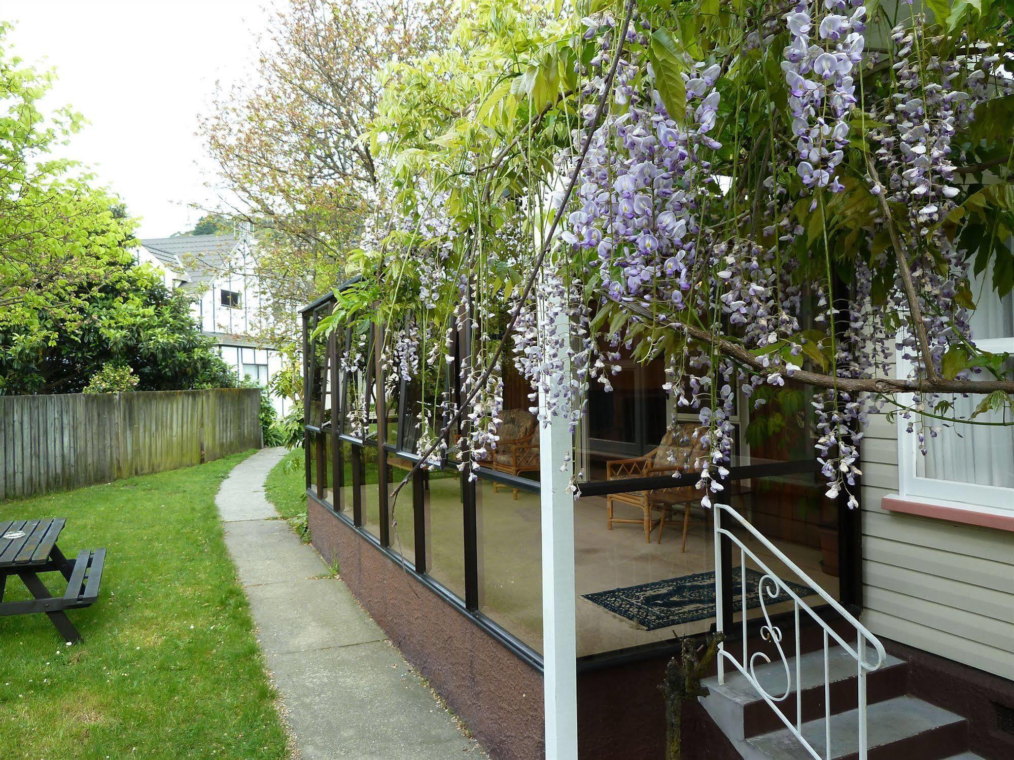 Tudor Lodge Motel Nelson Eksteriør bilde