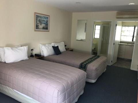 Tudor Lodge Motel Nelson Eksteriør bilde
